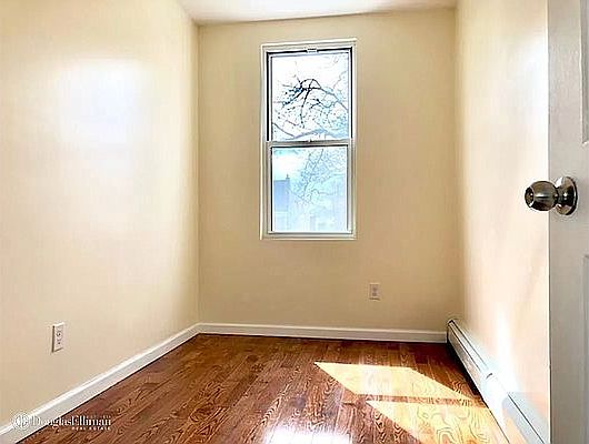 4th image of 2077 E 28th St Floor 3