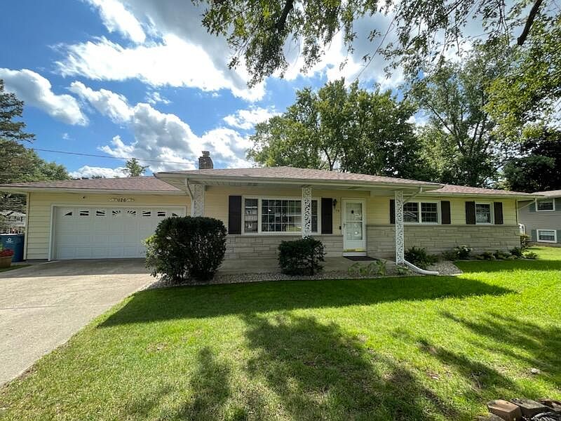 1st image of 126 Doverdale Ln