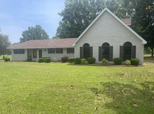 296 N Tva Rd, West Point, MS 39773