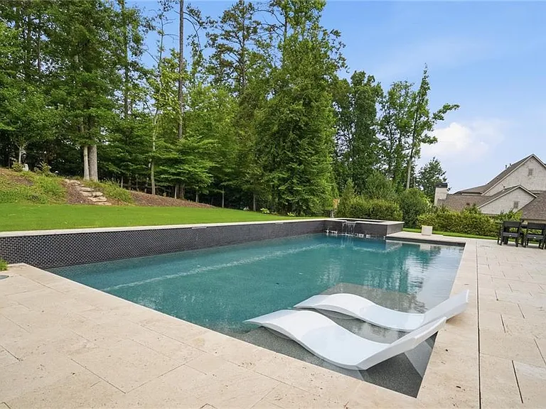 1012 Summit View Ln — Photo 30