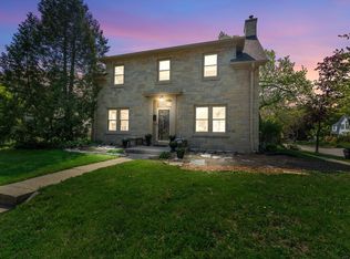 4545 N Bartlett Ave, Shorewood, WI 53211