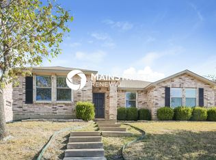 3124 Crimson Clover Dr, Lancaster, TX 75134