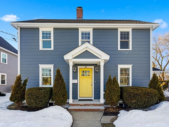 3rd image of 30 Elmhurst Rd