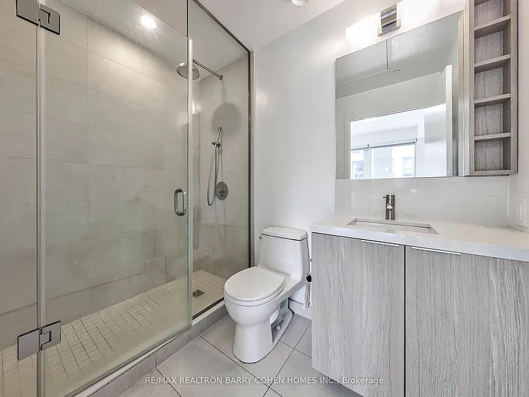 2020 Bathurst St #339 — Photo 30
