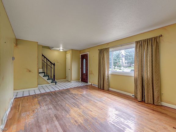 4th image of 6170 W 29th St