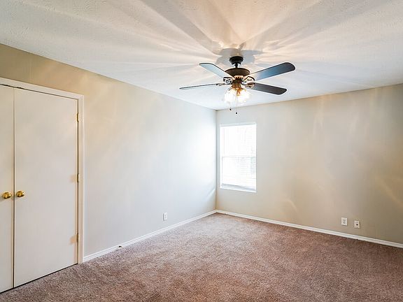 5th image of 805 Hammersmith Dr