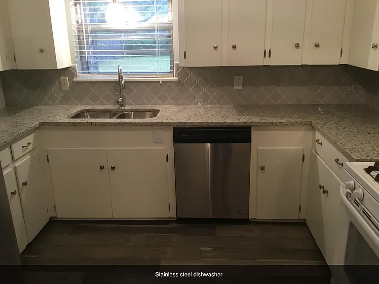 216 Brenda Dr — Photo 5