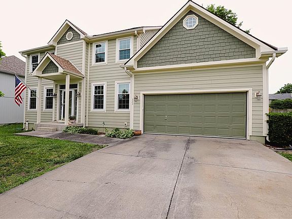 2nd image of 223 W Colleen Ct