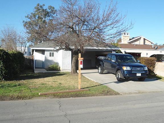 4th image of 15544 Ester St