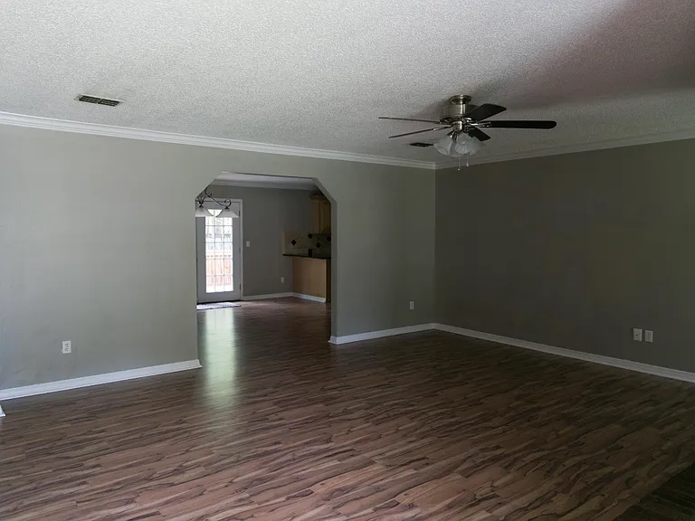 8745 Gum St — Photo 3