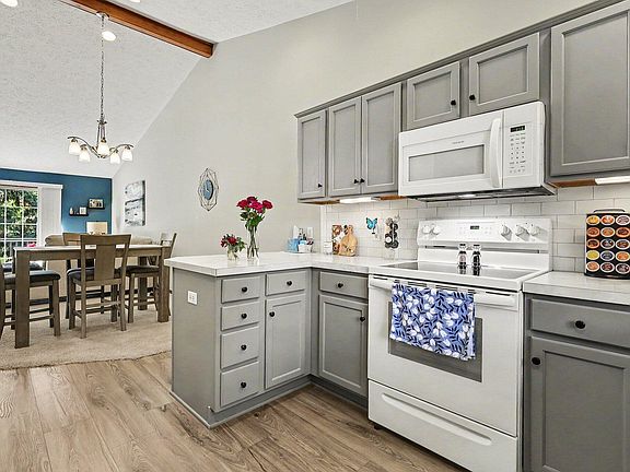5th image of 2839 Jewel Ct