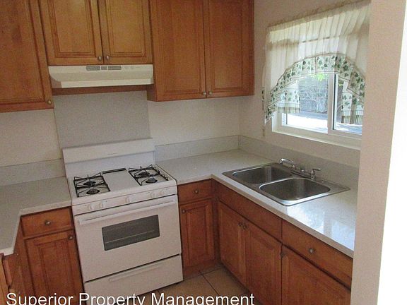 2nd image of 8244 Beech Ave APT 11