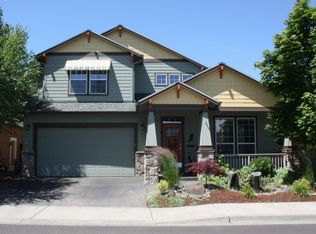 2907 N Holladay Dr, Cornelius, OR 97113