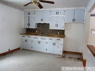 4th image of 1400 Belmont Ln E