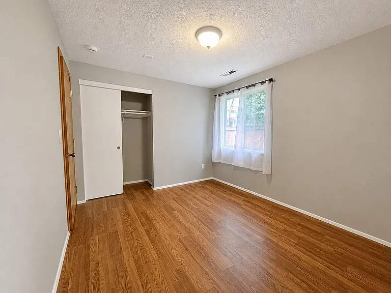 Pardee Duplex (A & B) — Photo 26