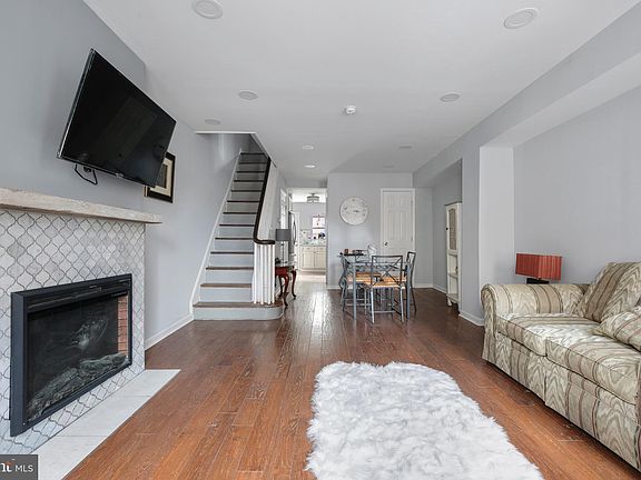 5th image of 334 Cantrell St