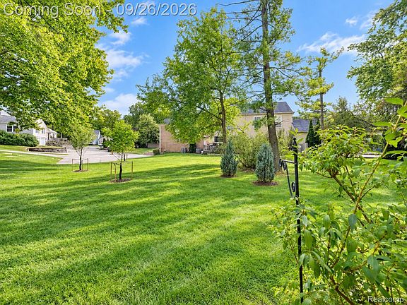 2nd image of 1476 Saddle Ln