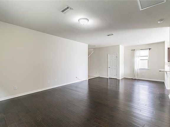 4th image of 6417 Yellow Buckeye Dr