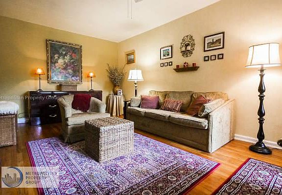 4th image of 14050 Burden Cres APT 4E