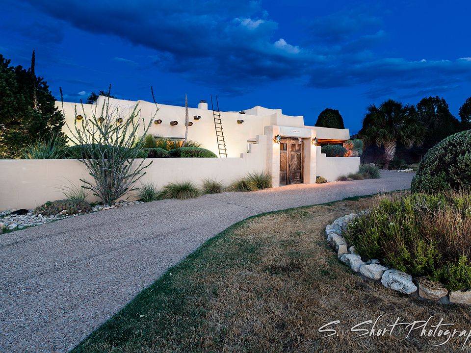 1st image of 6838 Pinehurst Dr