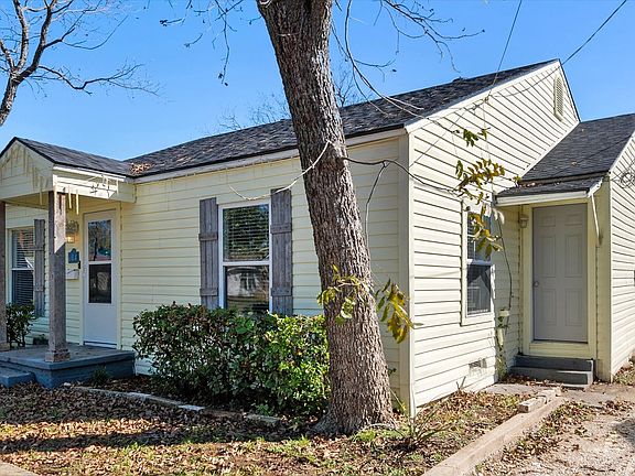 3rd image of 604 Dunn St