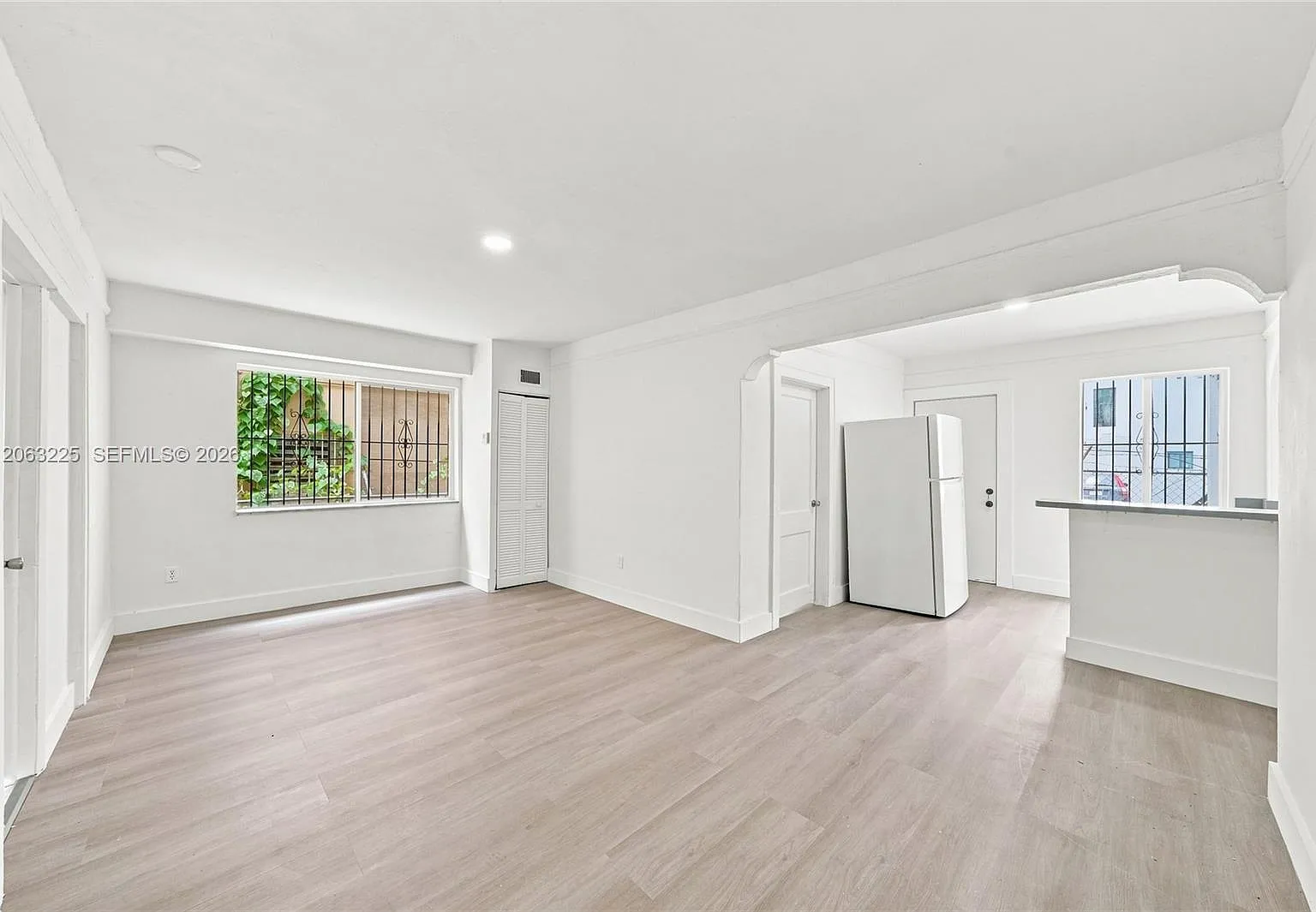 3 bed, $3,000 — Photo 3