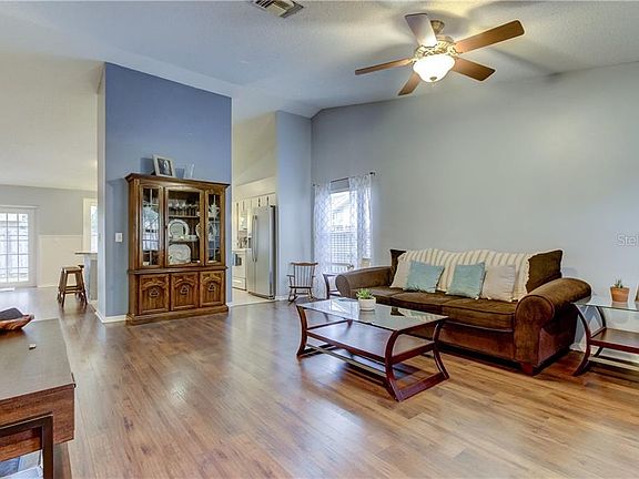 5th image of 8609 Bellevista Dr