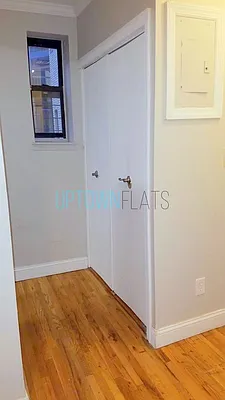 Rented by Uptown Flats LLC | media 18