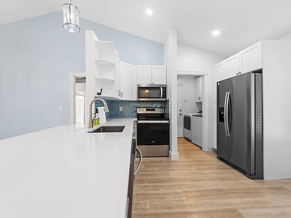 4th image of 5244 NW 51st Court