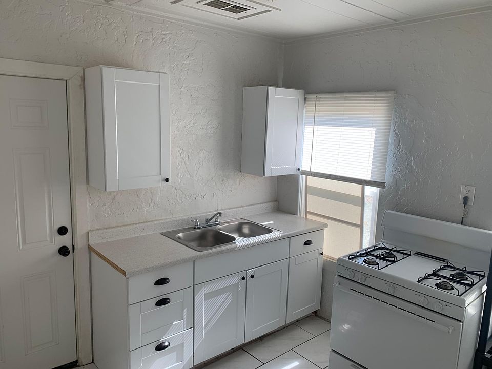 1st image of 5915 W Palmaire Ave Unit 1