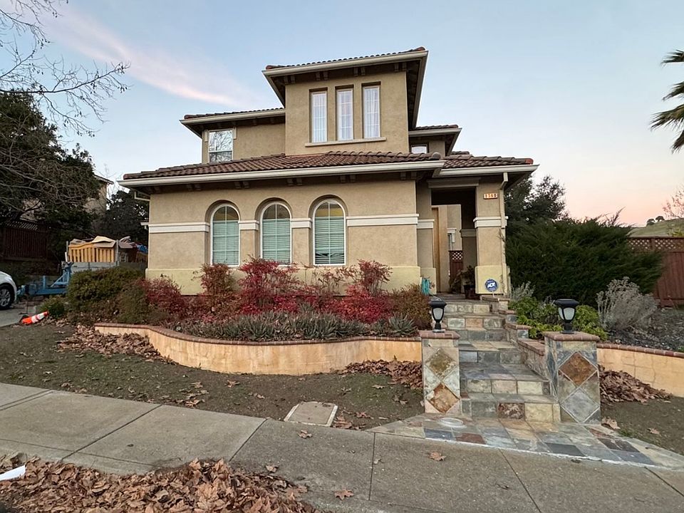 1st image of 1560 Landmark Dr #10023