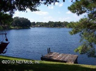 3276 Hidden Lake Dr E, Jacksonville, FL 32216