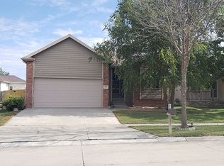 7160 N 15th St, Lincoln, NE 68521