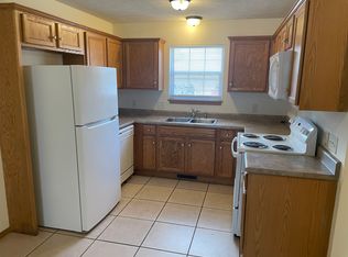 4408 W La Siesta St, Springfield, MO 65802