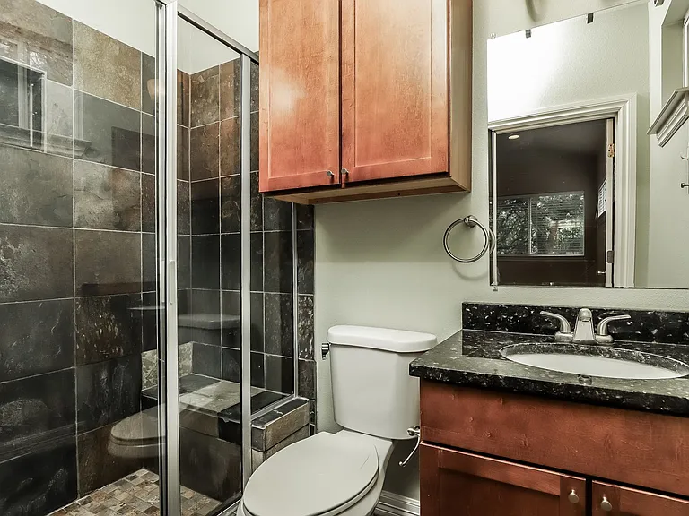 1701 Sanchez St #A — Photo 16