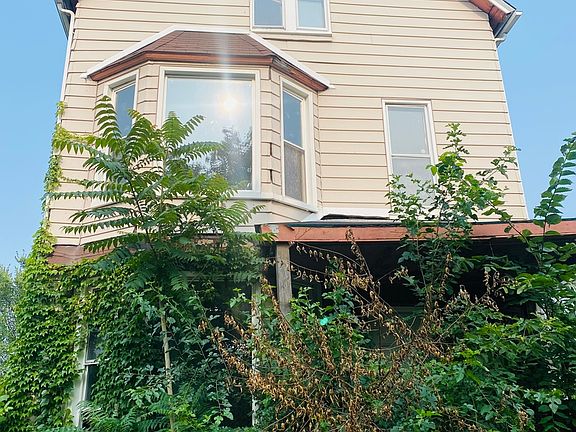 5th image of 7407 E Saint Lawrence Ave
