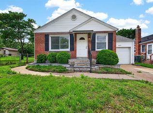 1127 Pembroke Dr, Saint Louis, MO 63119