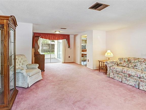 5th image of 2536 Flintwood Dr