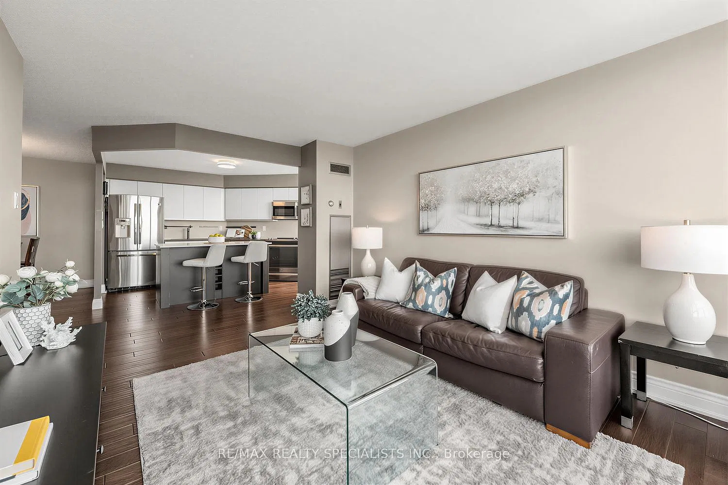 2 bed, $2,500 — Photo 4