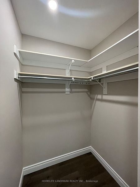 Burlington House for rent - 3 Bedrooms — photo 16