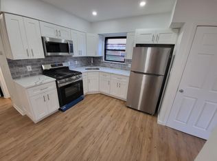 123 Gibson Blvd APT 1, Valley Stream, NY 11581
