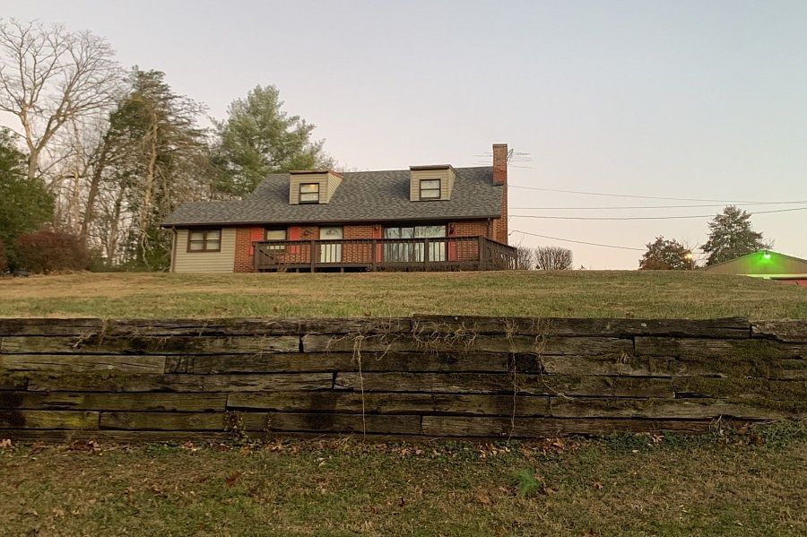 1st image of 7146 Pine Needle Dr