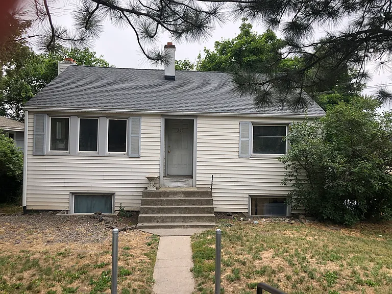 383 NW Irving St — Photo 1