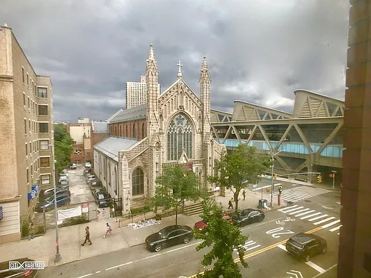 Rented by Citi Habitats | media 70