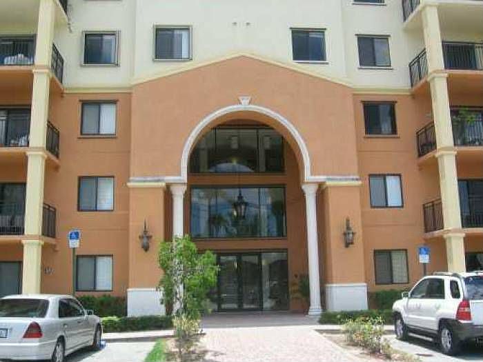 1st image of 9300 Fontainebleau Blvd #E613