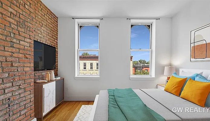 Rented by JW Real Estate Services LLC | media 4