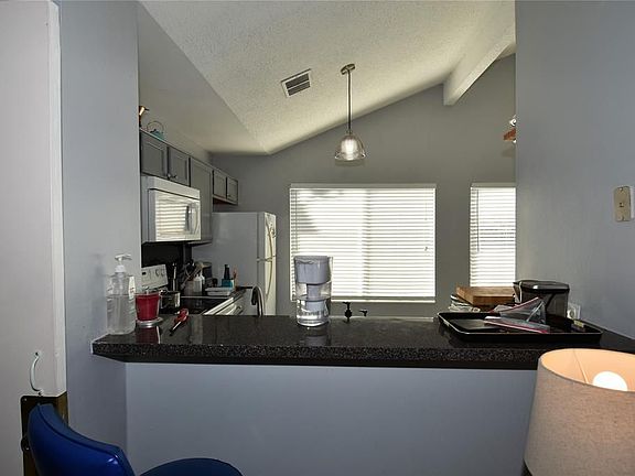 5th image of 2906 Whetrock Ln