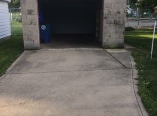 416 Sandhurst Dr, Dayton, OH 45405