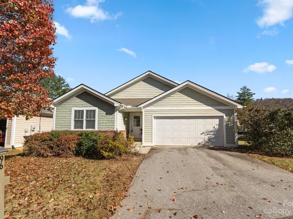 96 Little Fox Ln, Fletcher, NC 28732
