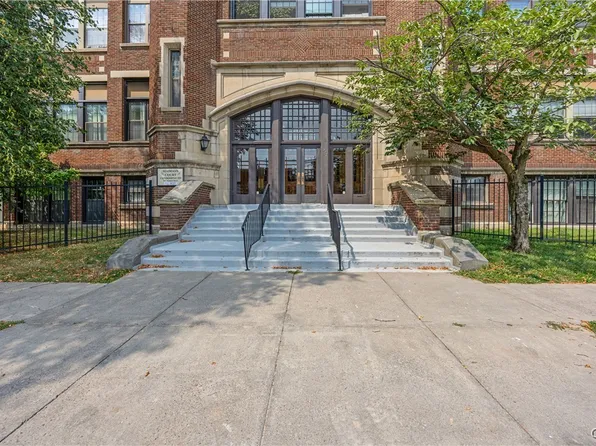 917 Madison St APT 5, Syracuse, NY 13210